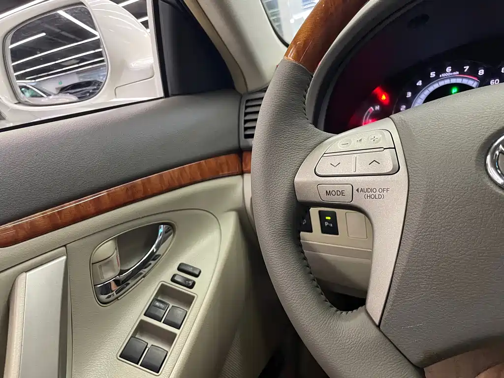 Toyota Camry 2008 — фото 15