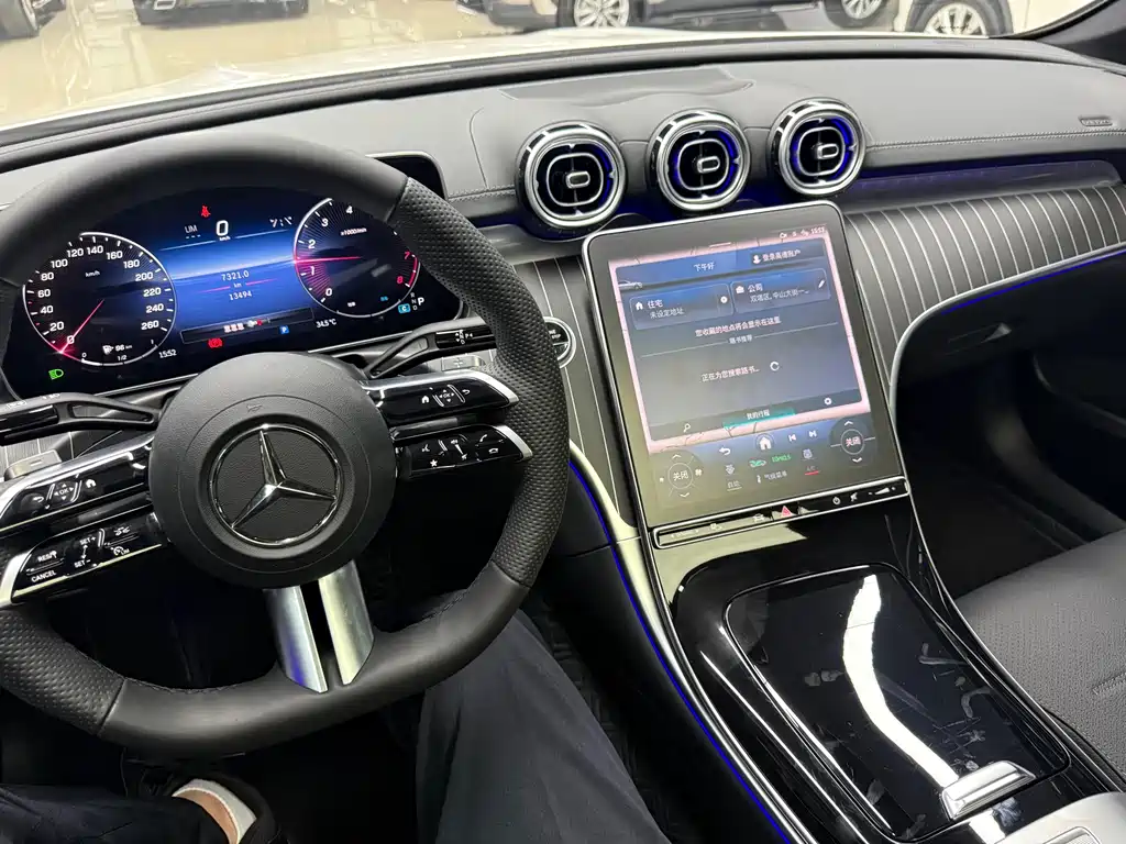 Mercedes-Benz C-Class 2023 — фото 13