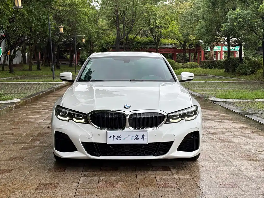 BMW 3 Series 2021
