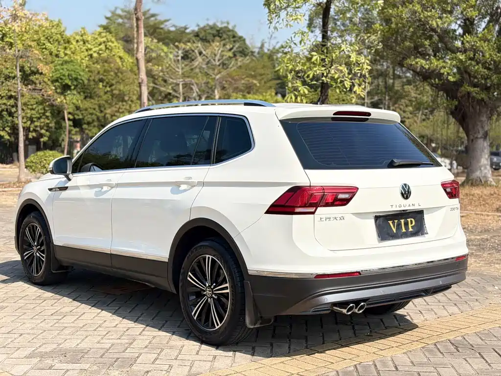 Volkswagen Tiguan L 2021 — фото 9