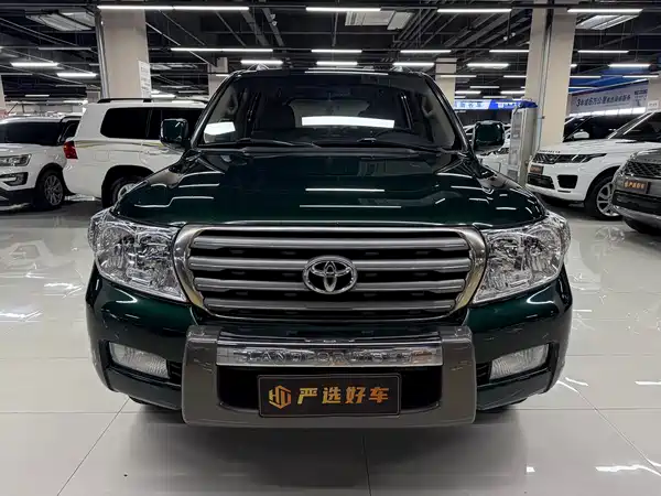 Toyota Land Cruiser 2011