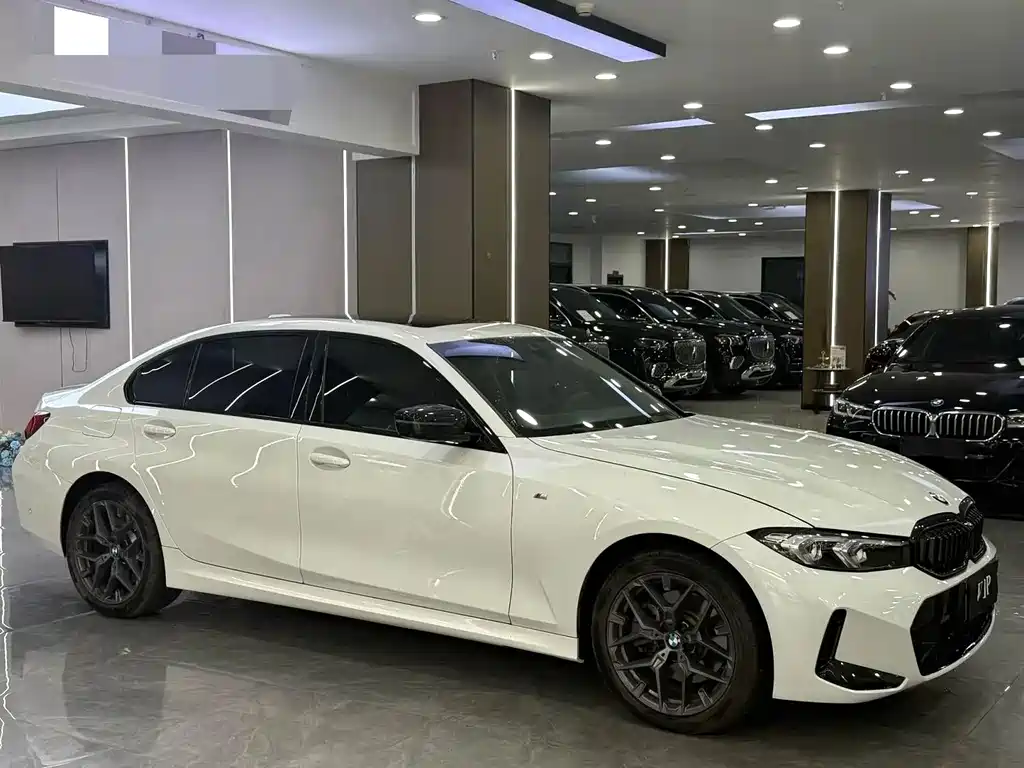 BMW 3 Series 2025
