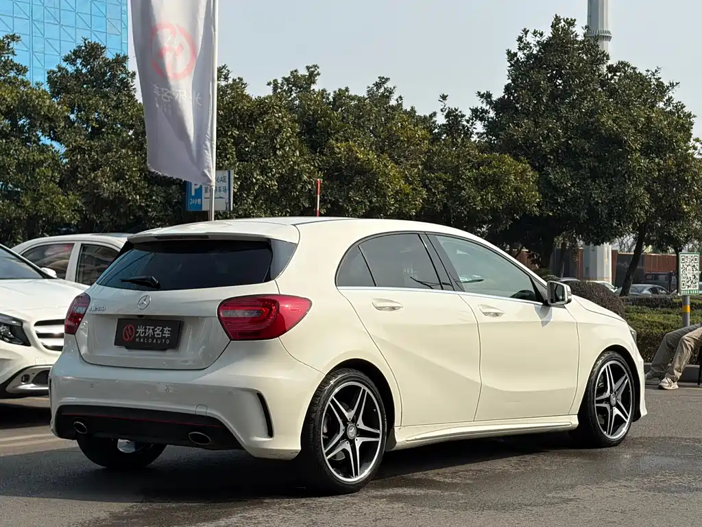 Mercedes-Benz A-Class 2014