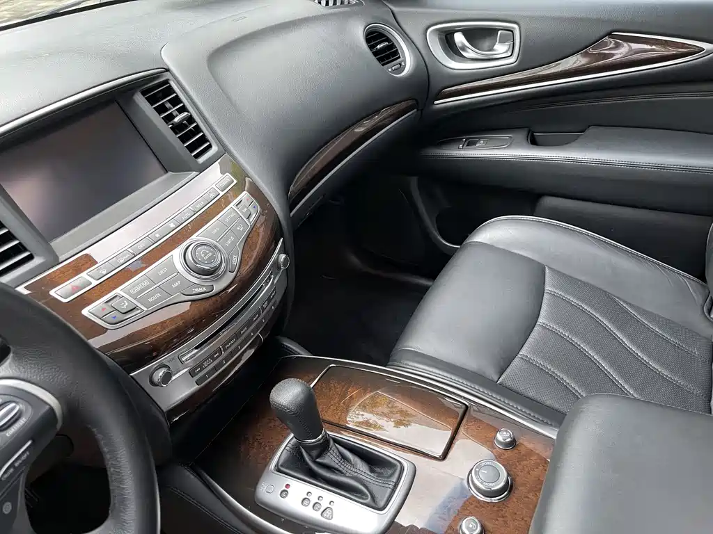 Infiniti JX 2014 — фото 15