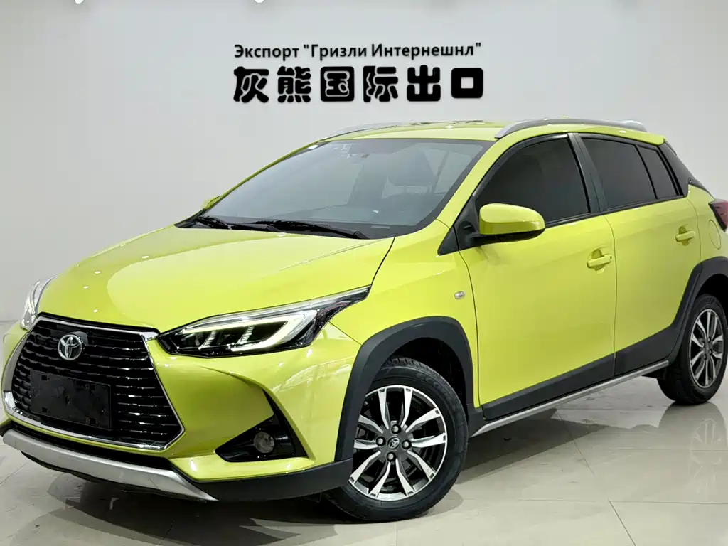 Toyota Yaris L 2021