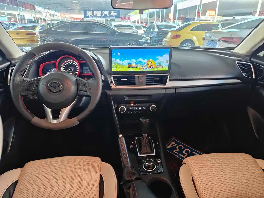 Mazda 3 Angkesela 2014