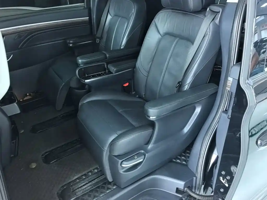 GAC Trumpchi M8 2023 — фото 17