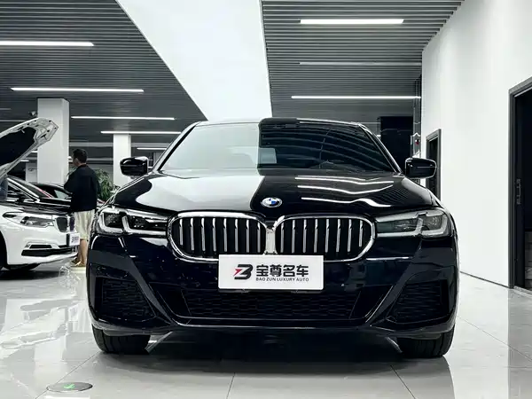 BMW 5 Series 2024