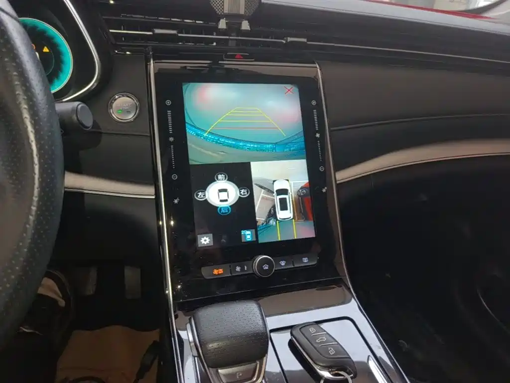 Roewe RX5 eMAX 2021 — фото 13