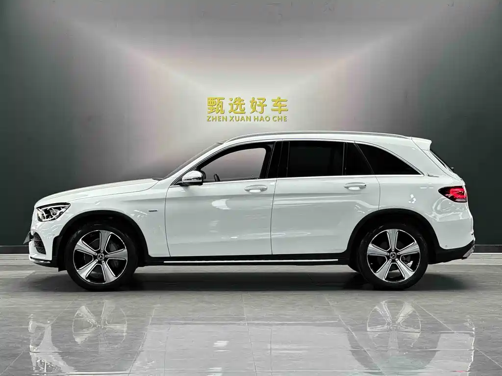 Mercedes-Benz GLC 2022 — фото 4