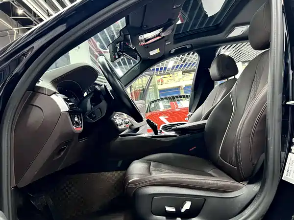 BMW 5 Series 2024