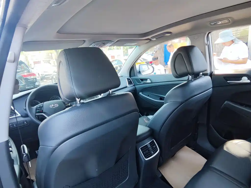 Hyundai Tucson 2016 — фото 11