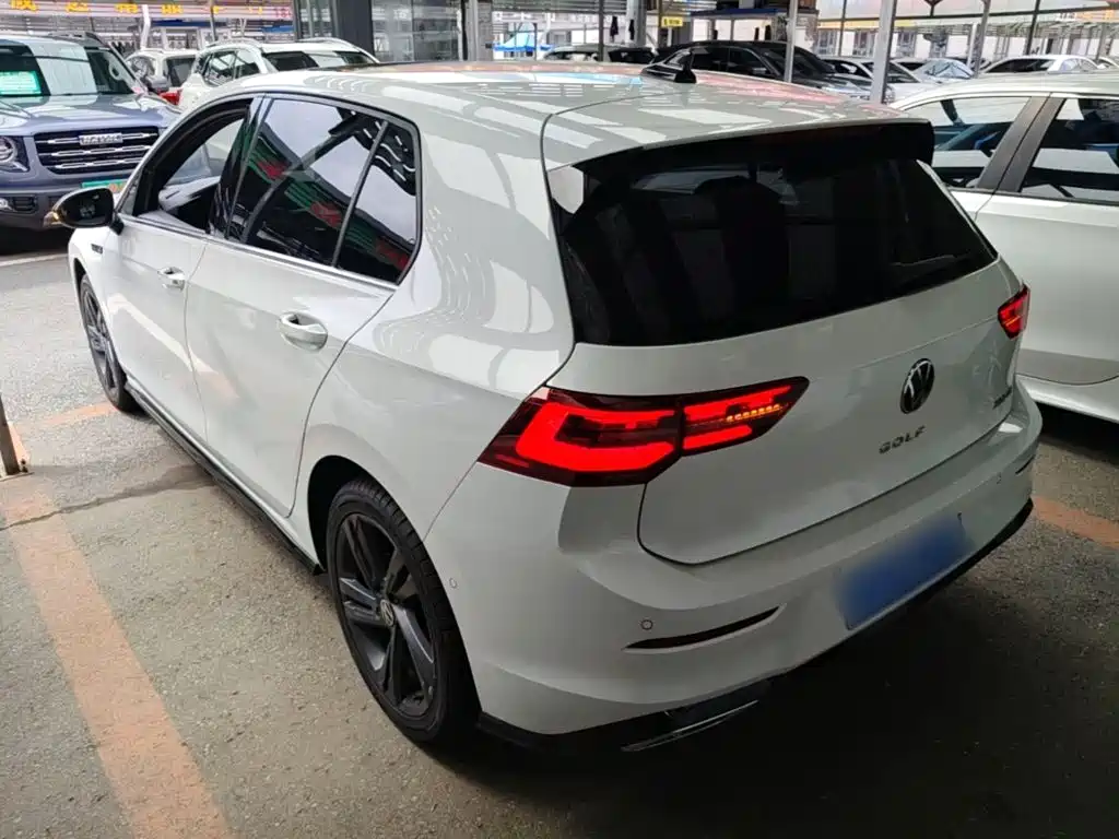 Volkswagen Golf 2022
