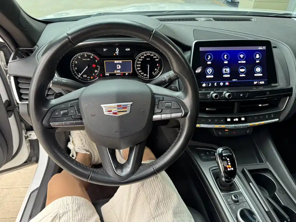 Cadillac CT5 2021 — фото 16