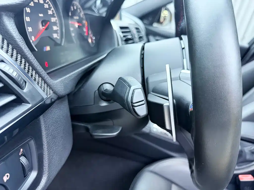 BMW M3 2017 — фото 19