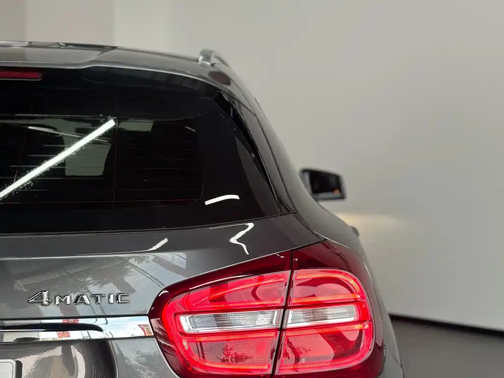 Mercedes-Benz GLA 2015 — фото 19