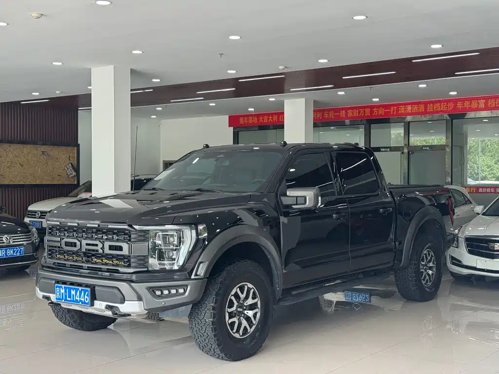 Ford F-150 Raptor 2023 — фото 1