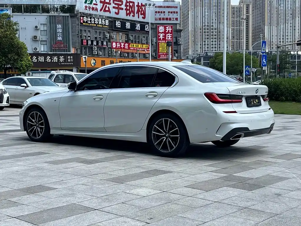 BMW 3 Series 2020