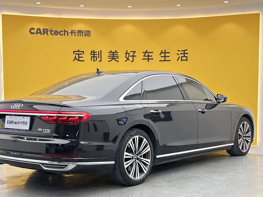 Audi A8 2021 — фото 45
