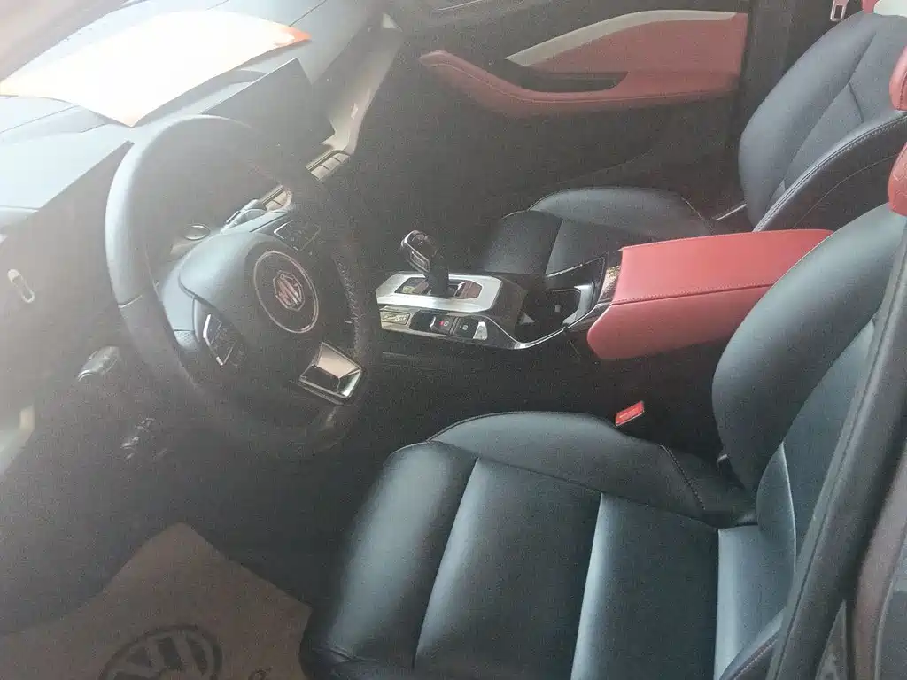 MG MG5 2021
