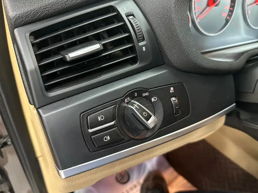 BMW X3 2012