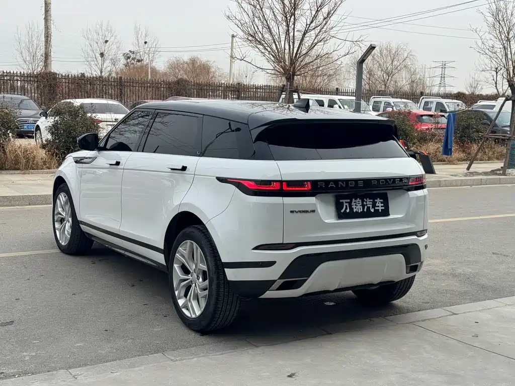 Land Rover Evoque 2022 — фото 4