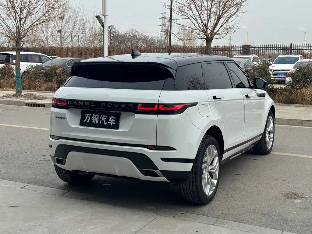 Land Rover Evoque 2022 — фото 6