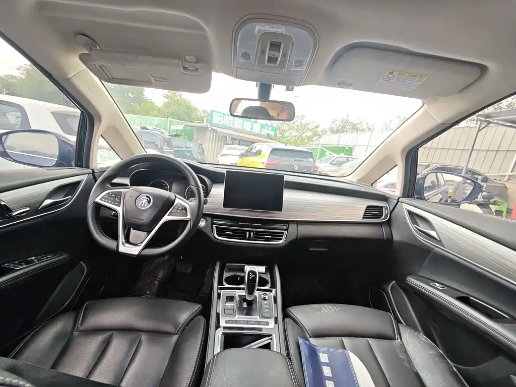 BYD Song MAX New Energy 2021 — фото 8