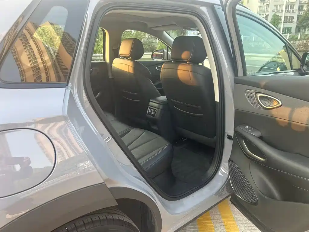 BYD Sealion 05 EV 2025 — фото 21