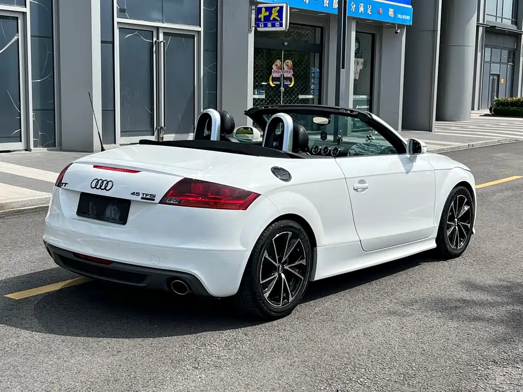 Audi TT 2014 — фото 7