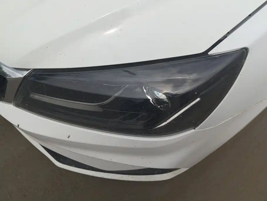 Geely Emgrand 2022