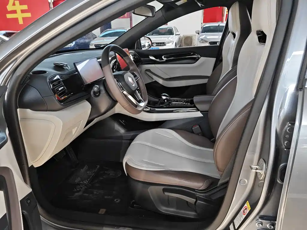 BYD Qin PLUS 2023 — фото 4