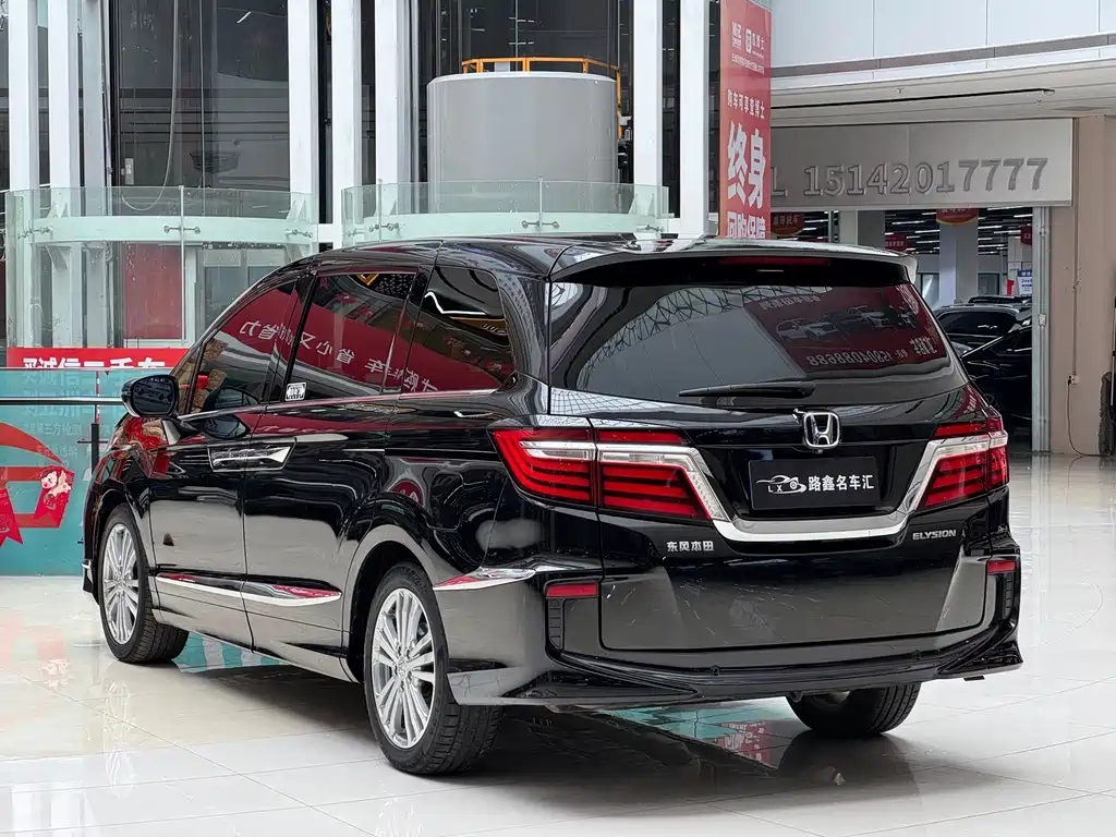 Honda Elysion 2018 — фото 14