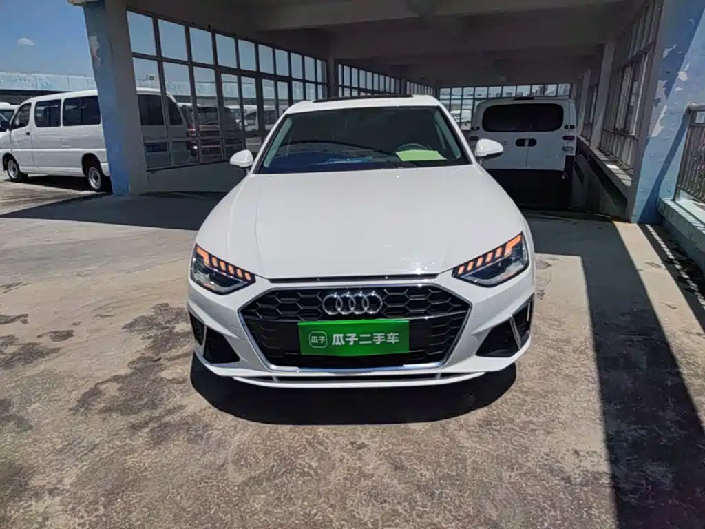 Audi A4L 2021