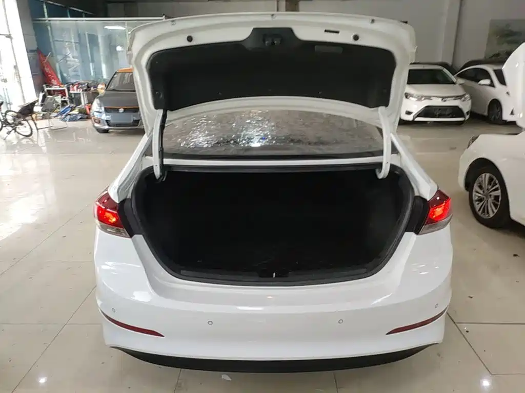 Hyundai Celesta 2018 — фото 19