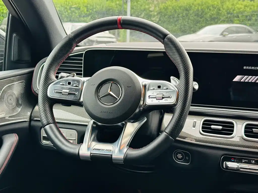 Mercedes-Benz GLE Coupe AMG 2025 — фото 12