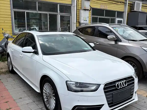 Audi A4L 2014