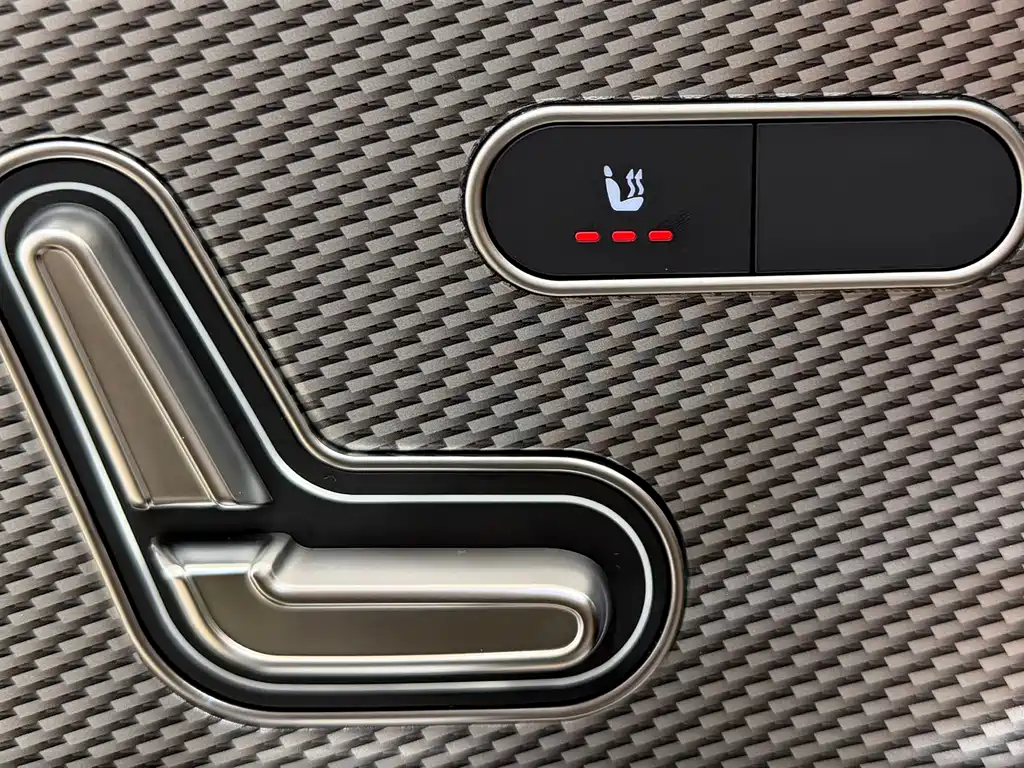 Mercedes-Benz A-Class 2023 — фото 13