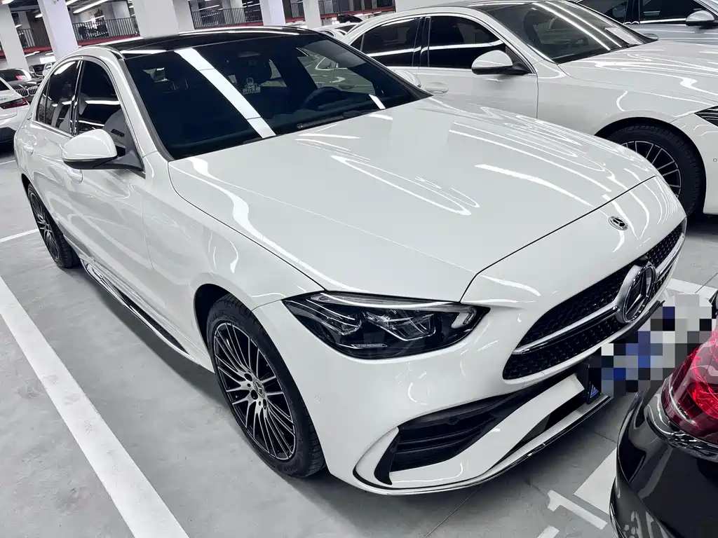 Mercedes-Benz C-Class 2024