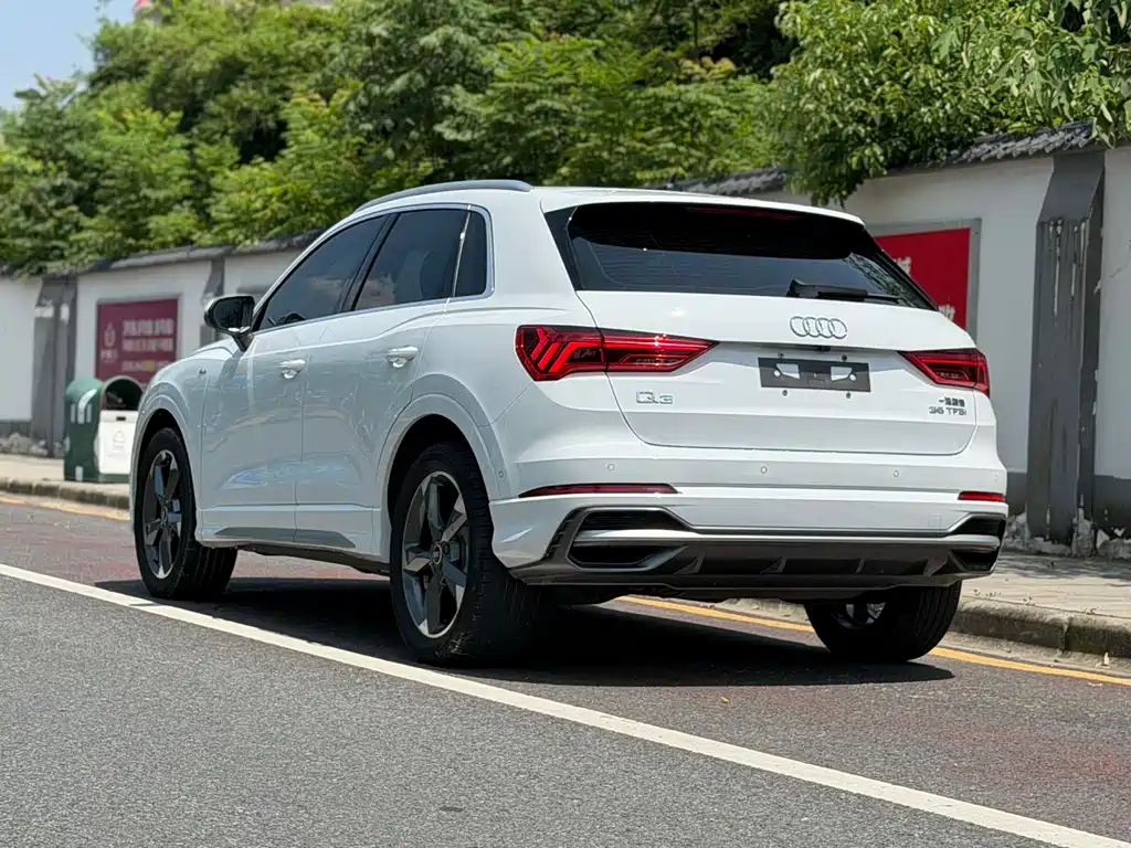Audi Q3 2022
