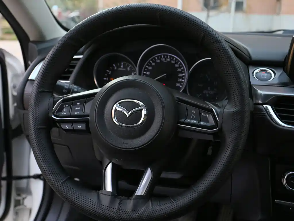 Mazda Atenza 2019 — фото 10