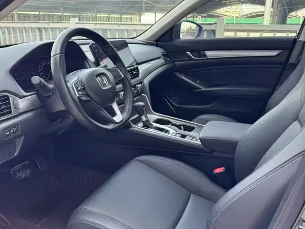 Honda Accord 2023