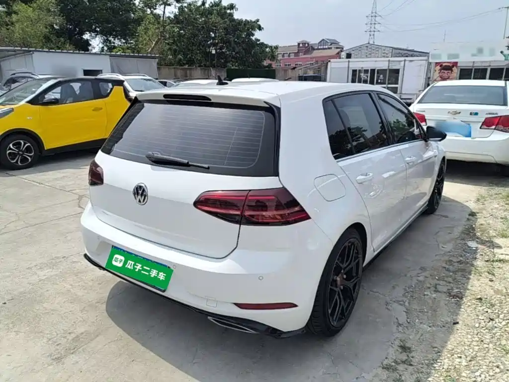 Volkswagen Golf 2020