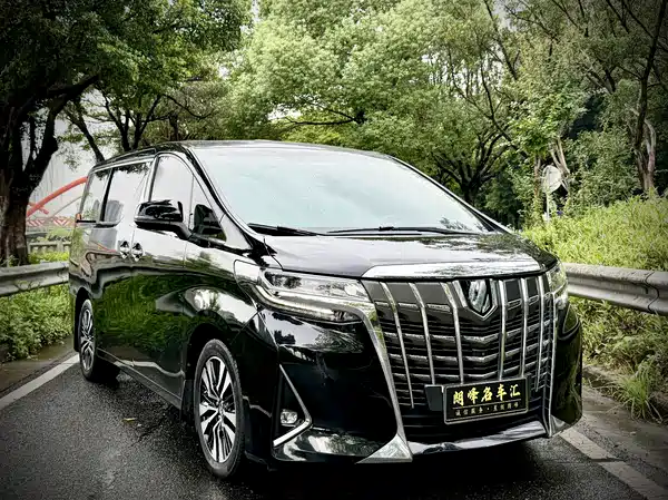 Toyota Alphard 2018