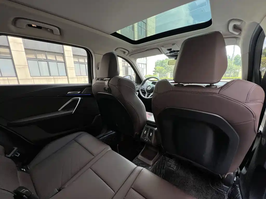 BMW X1 2025 — фото 12