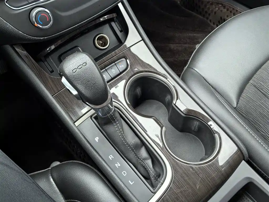 Buick Verano 2018 — фото 10