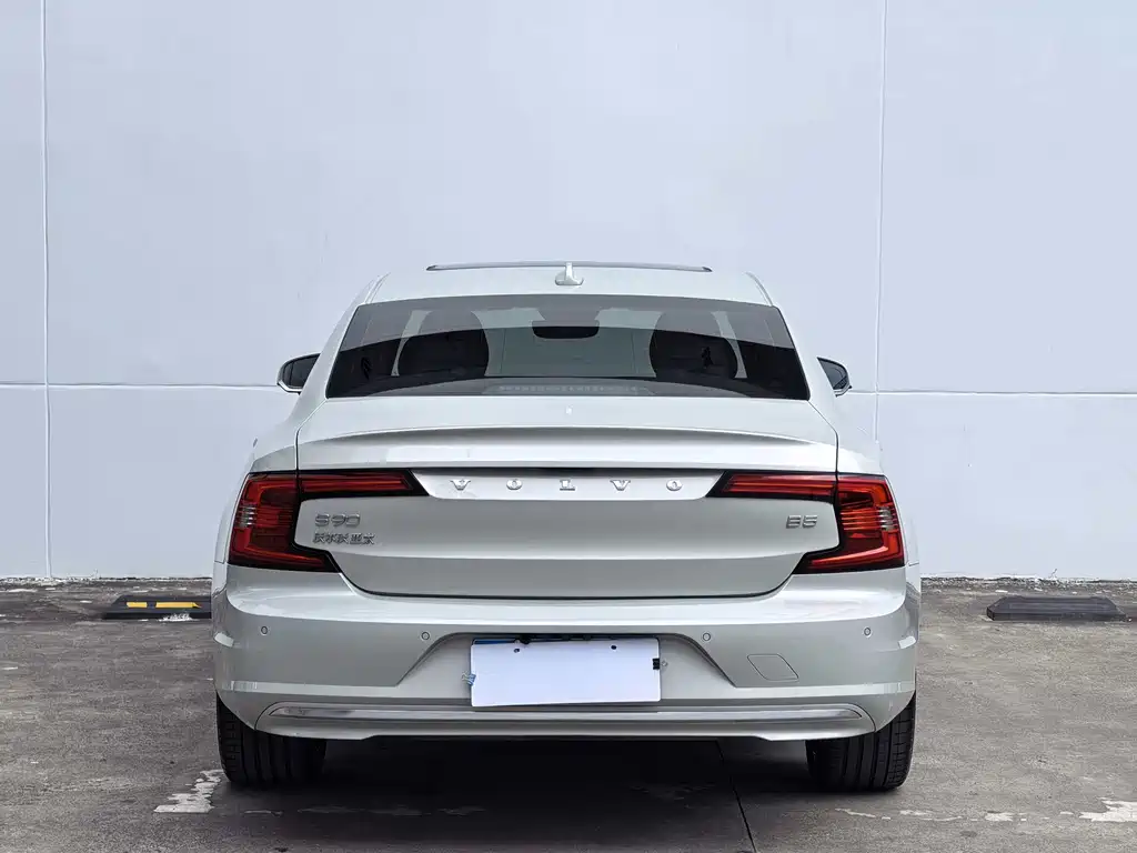 Volvo S90 2022 — фото 16
