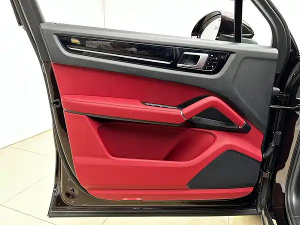 Porsche Cayenne 2019