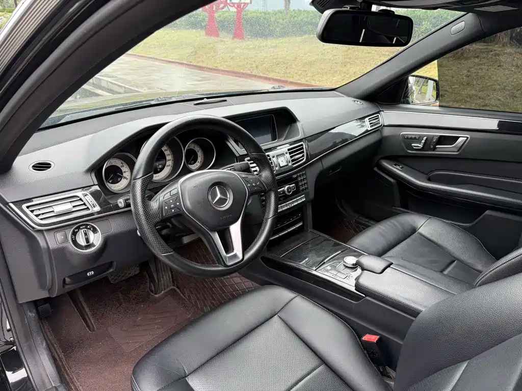 Mercedes-Benz E-Class 2014