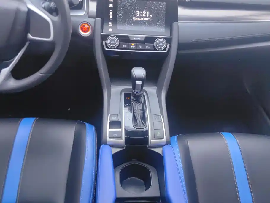 Honda Civic 2021 — фото 16